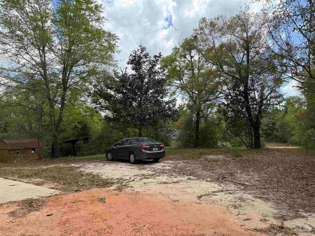 7686 N Hwy 87, Milton, FL 32570