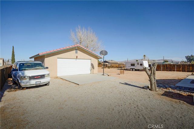 20852 Del Oro Road, Apple Valley, CA 92308