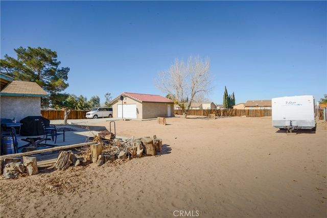 20852 Del Oro Road, Apple Valley, CA 92308