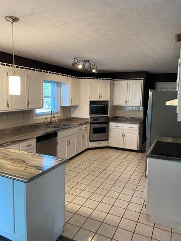 514 Koger Circle, Somerset, KY 42501