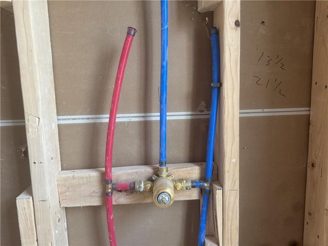 5500 Central Street, Kansas City, MO 64113