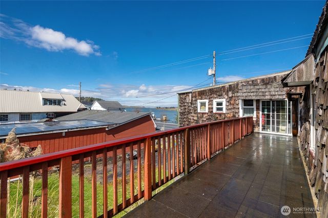608 W Robert Bush Drive, South Bend, WA 98586