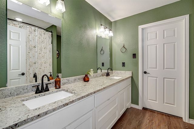 161 Columbia Street, Cleburne, TX 76031