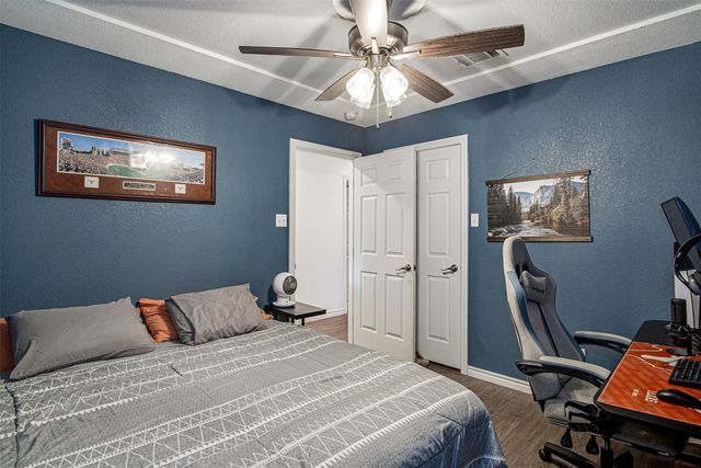 161 Columbia Street, Cleburne, TX 76031