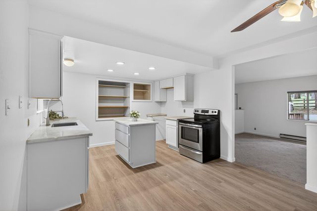 6210 Pine St, Pollock Pines, CA 95726
