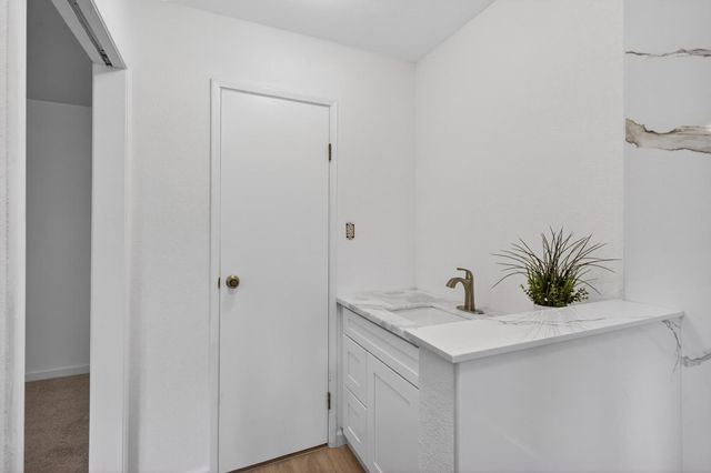 6210 Pine St, Pollock Pines, CA 95726