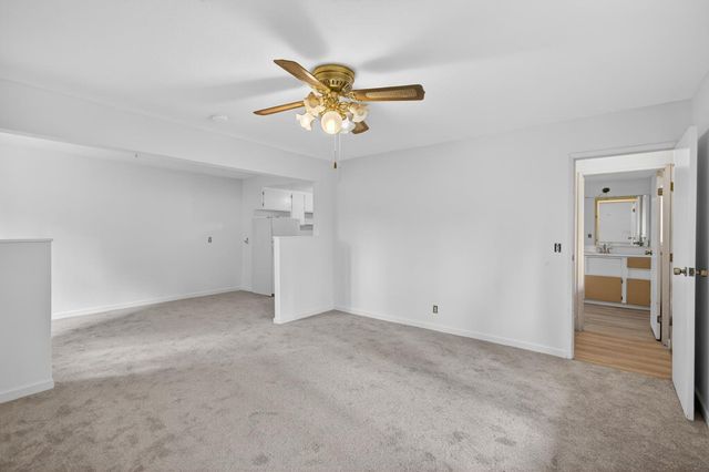 6210 Pine St, Pollock Pines, CA 95726