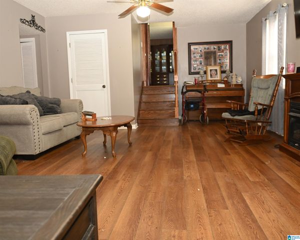 203 HANNAH AVENUE SE, Attalla, AL 35954