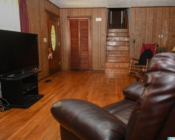 203 HANNAH AVENUE SE, Attalla, AL 35954