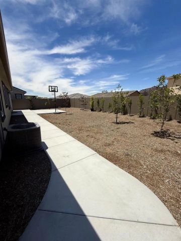 3501 Foxley Dr, Escondido, CA 92027