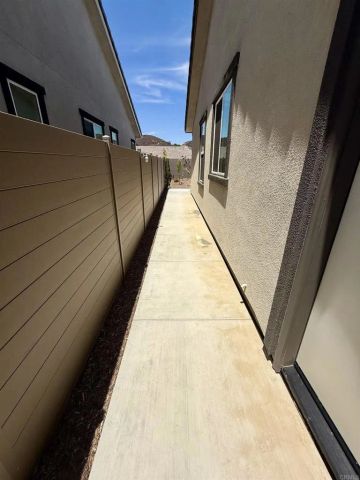 3501 Foxley Dr, Escondido, CA 92027