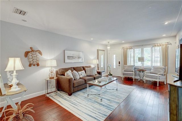 1844 SE 7th Street, Pompano Beach, FL 33060