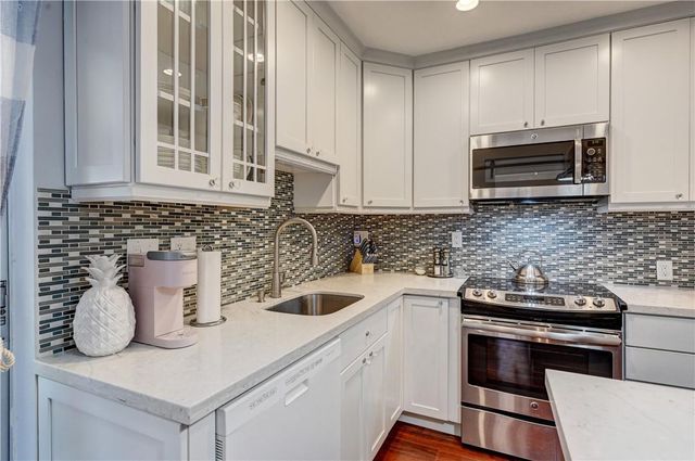 1844 SE 7th Street, Pompano Beach, FL 33060