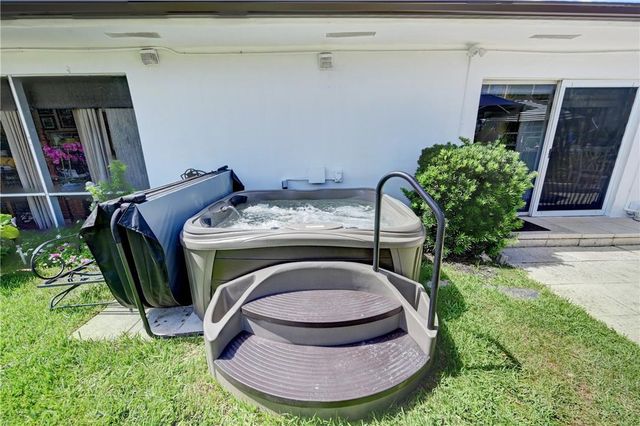 1844 SE 7th Street, Pompano Beach, FL 33060
