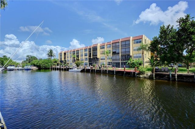 1844 SE 7th Street, Pompano Beach, FL 33060