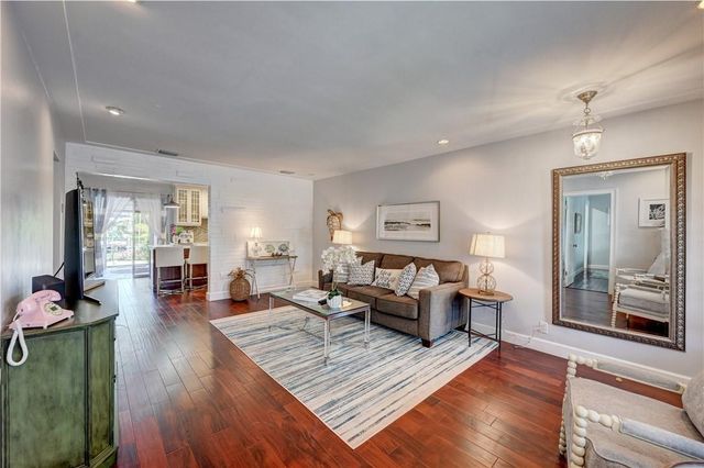 1844 SE 7th Street, Pompano Beach, FL 33060