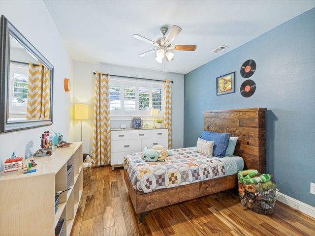 3326 Regent Drive, Dallas, TX 75229