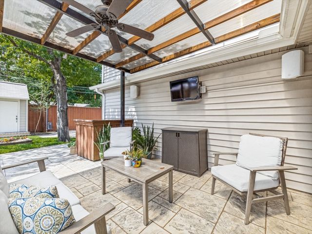3326 Regent Drive, Dallas, TX 75229
