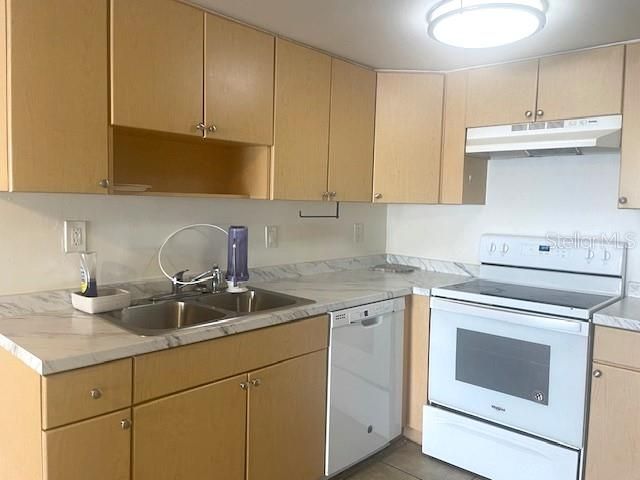 3461 CLARK ROAD 160, Sarasota, FL 34231