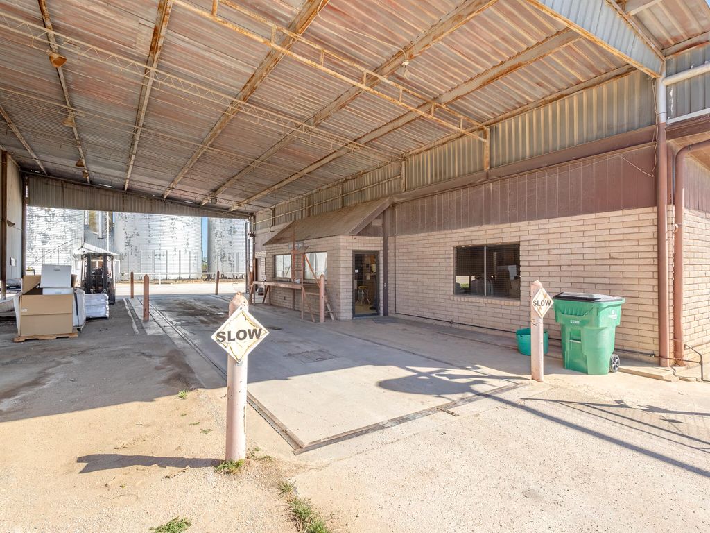 Image 21 of property listing at 716 Brush Street, Coleman, TX 76834