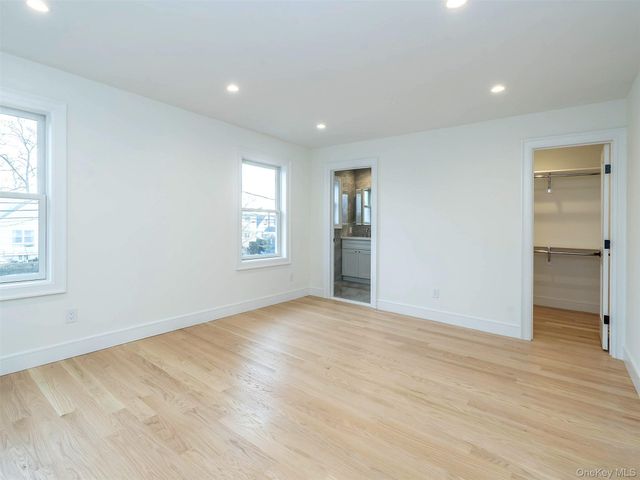 35A Dunwood Road, Port Washington, NY 11050