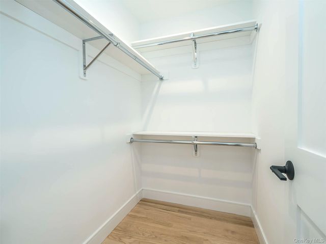 35A Dunwood Road, Port Washington, NY 11050