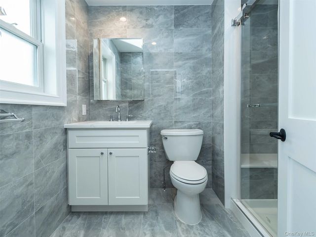 35A Dunwood Road, Port Washington, NY 11050