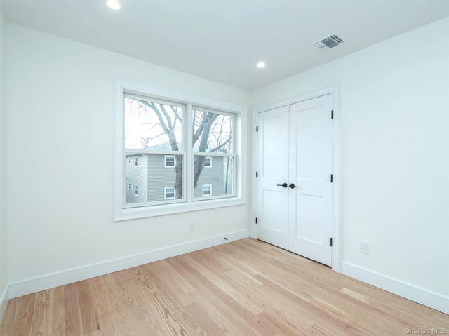 35A Dunwood Road, Port Washington, NY 11050