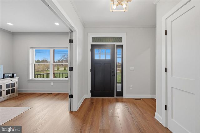 1434 CLOVERDALE RD, Charles Town, WV 25414