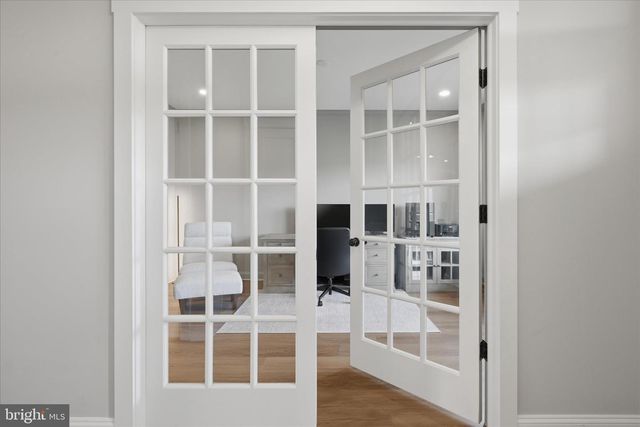 1434 CLOVERDALE RD, Charles Town, WV 25414