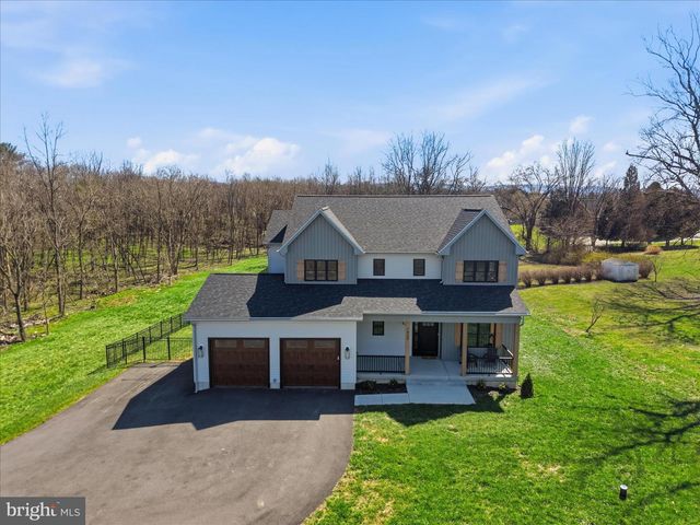 1434 CLOVERDALE RD, Charles Town, WV 25414