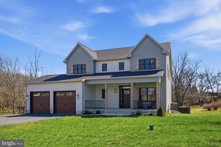 1434 CLOVERDALE RD, Charles Town, WV 25414