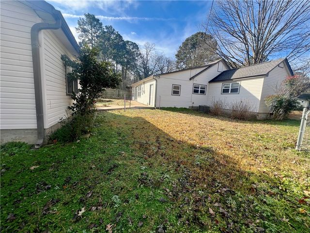 235 S Galveston, Russellville, AR 72801