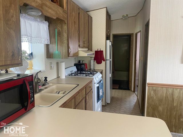 10001 Goodall Road, Vernon Twp, MI 48429