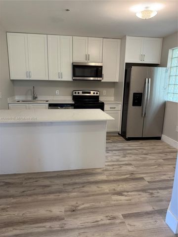 5147 Europa Drive N, Boynton Beach, FL 33437