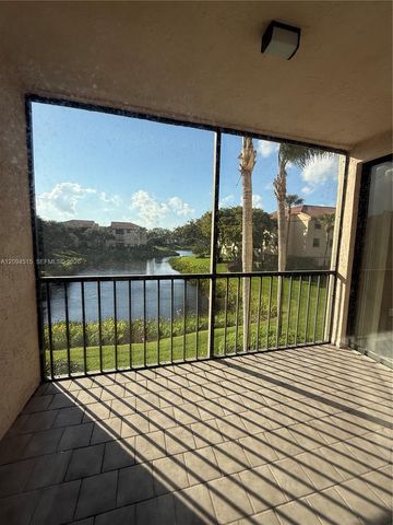 5147 Europa Drive N, Boynton Beach, FL 33437