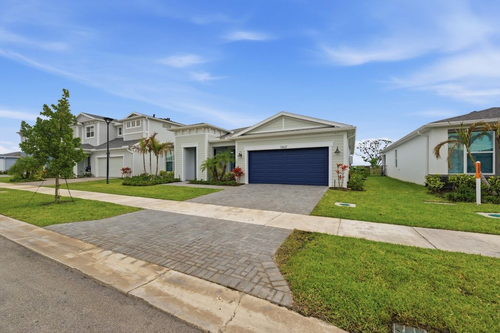 13621 SW Bally Drive, Port St. Lucie, Port St Lucie, FL 34987