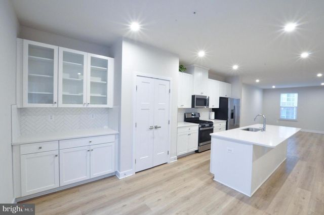 5437 CEDAR GROVE DR, Upper Marlboro, MD 20772