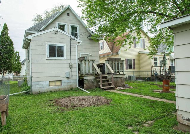 925 Forest Avenue, Waterloo, IA 50702