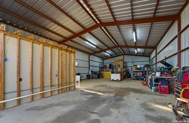 1769 Farm to Market Road 536, Pleasanton, TX 78064
