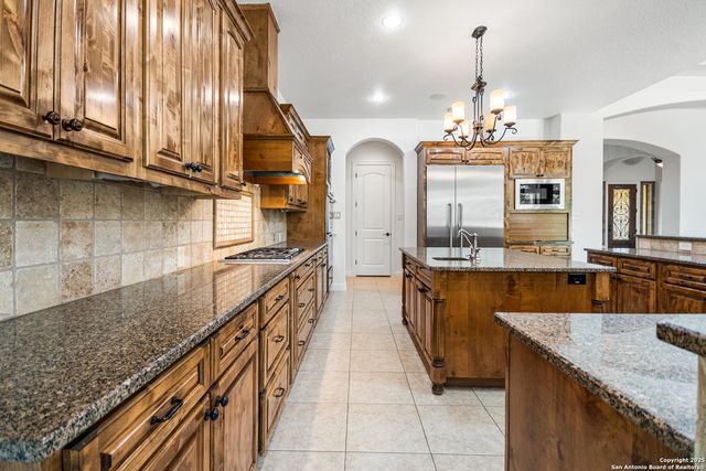 102 Arroyo, Boerne, TX 78006