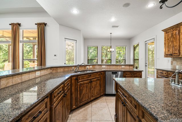 102 Arroyo, Boerne, TX 78006