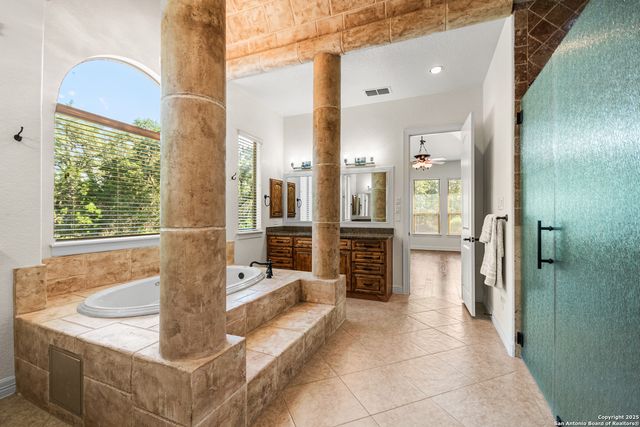 102 Arroyo, Boerne, TX 78006