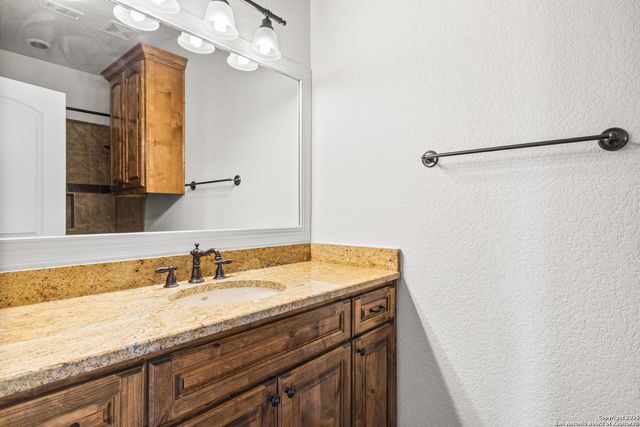 102 Arroyo, Boerne, TX 78006