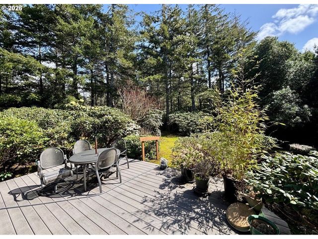 5009 KELSIE Ct, Florence, OR 97439