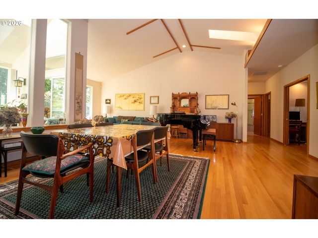 5009 KELSIE Ct, Florence, OR 97439