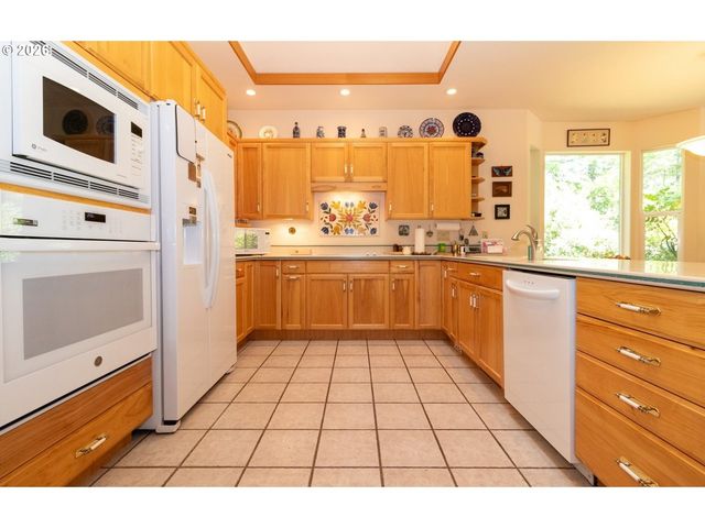 5009 KELSIE Ct, Florence, OR 97439