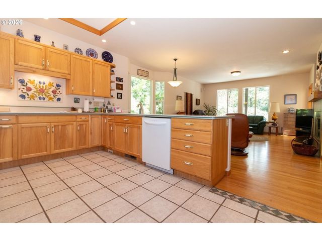 5009 KELSIE Ct, Florence, OR 97439