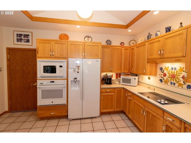 5009 KELSIE Ct, Florence, OR 97439