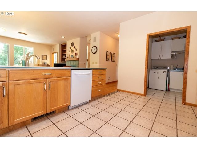 5009 KELSIE Ct, Florence, OR 97439